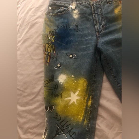 Authentic Dolce & Gabbana x Jean Michel Basquiat jeans. - Picture 6 of 9